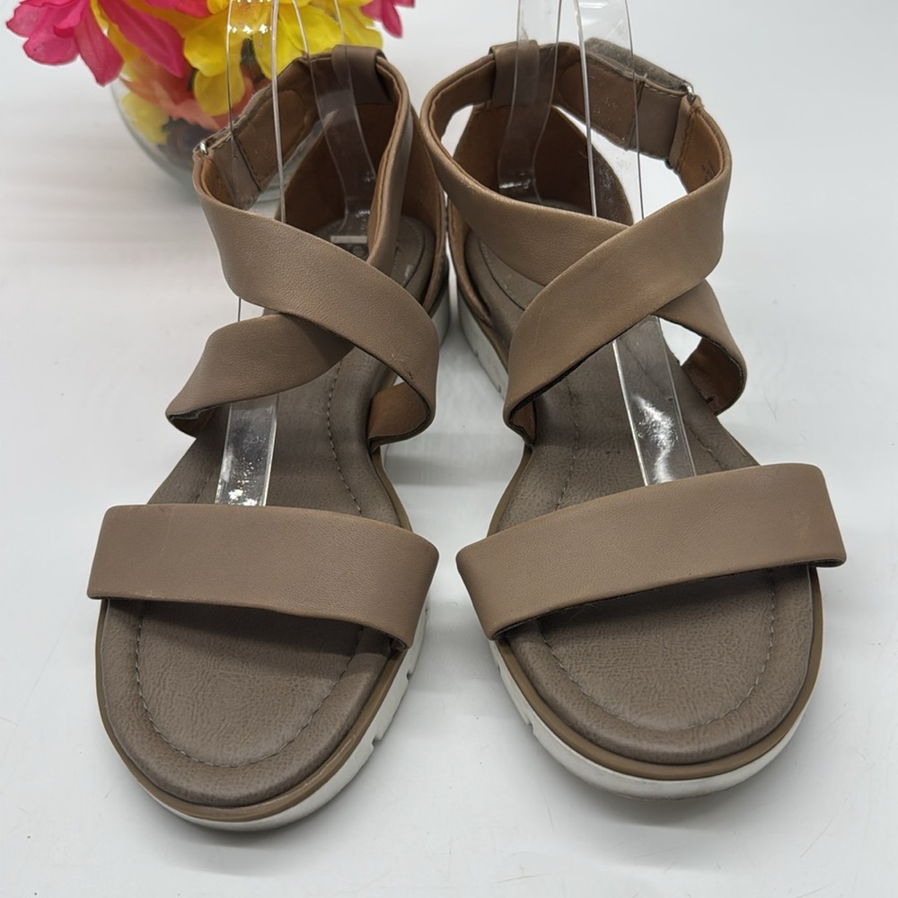 Sofft Tan Leather Gladiator Sandals Size 10 MCS7016 - Picture 2 of 7